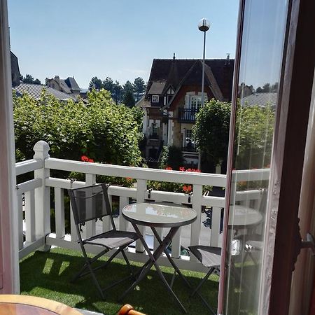 Marie Anne Hotel Deauville Luaran gambar
