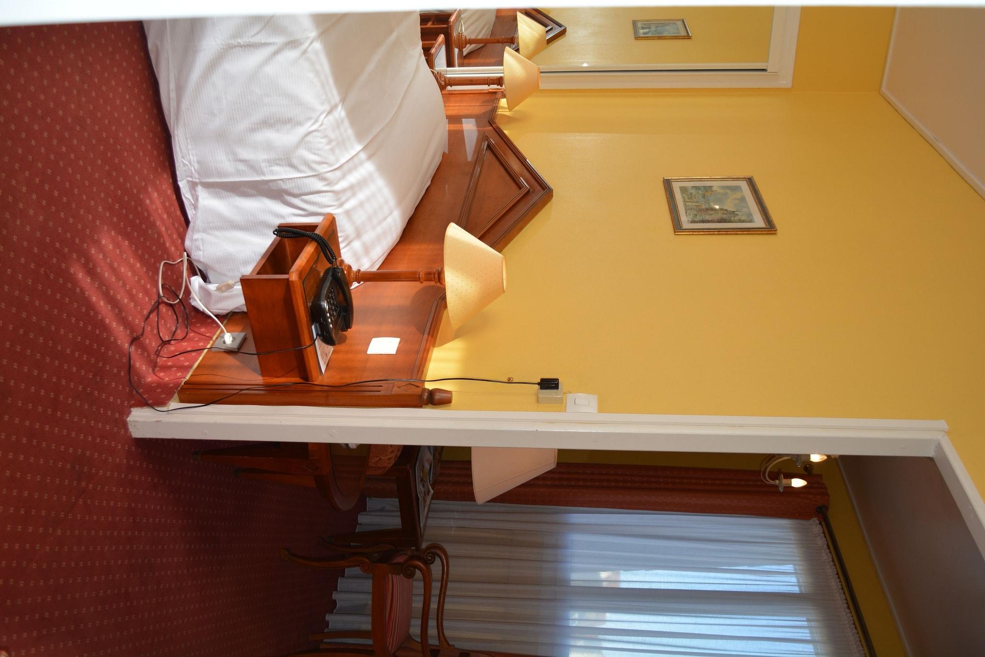 Marie Anne Hotel Deauville Luaran gambar